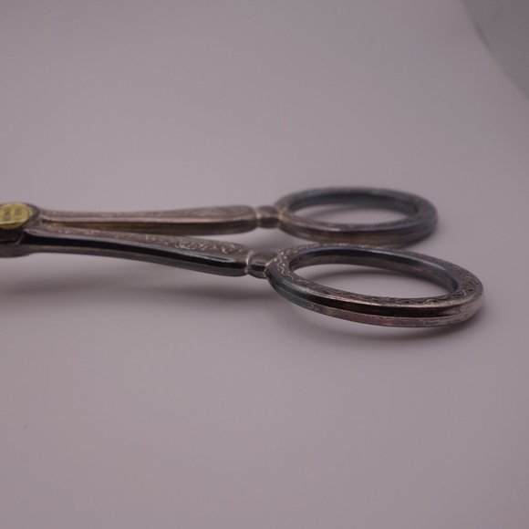 Vintage Zinc Alloy Made in Hong Kong Sandwich Tongs - Picture 11 of 16